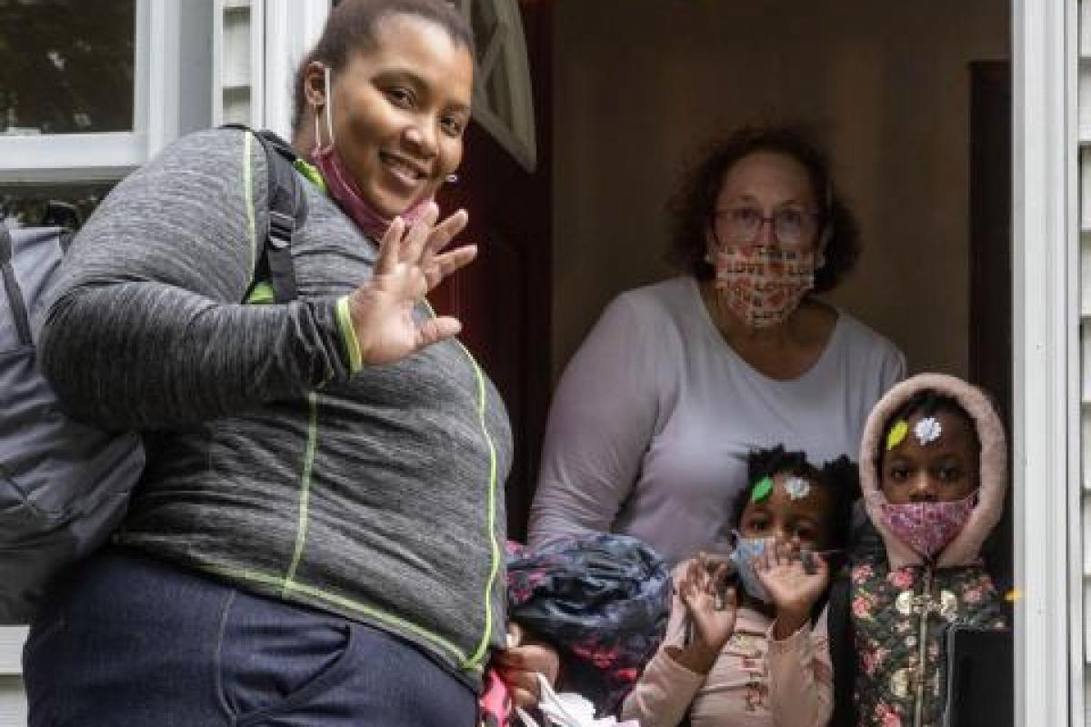 Donna Housing Forward