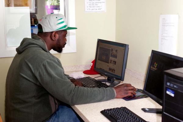 Housing Forward Client Using Computers